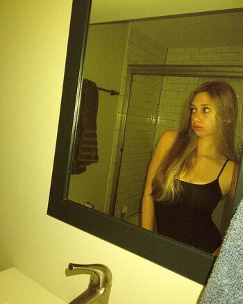 Sofyaplotnikova image