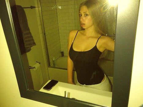 Sofyaplotnikova image