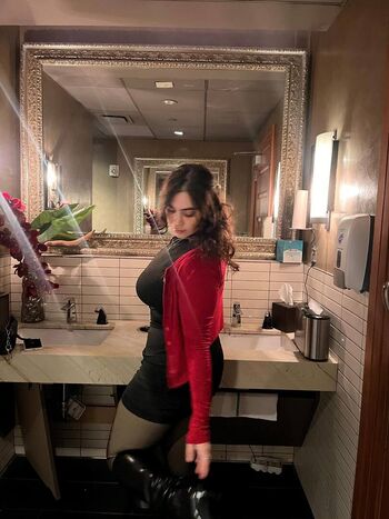 Some0nes daughter image