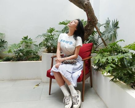 Son j jinheeson image