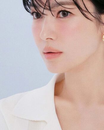 Song hye kyo image