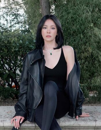 Song hye kyo page 2 image