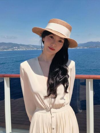 Song hye kyo image