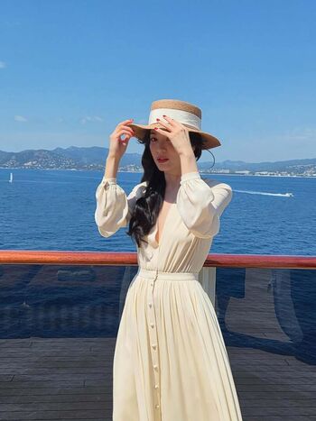 Song hye kyo image