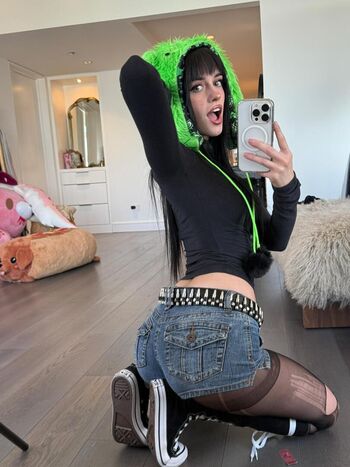 Soogsx 1 page 3 image