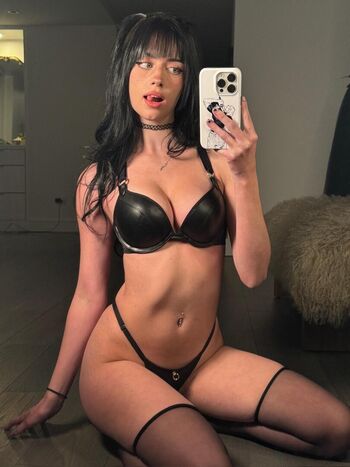 Soogsx 1 page 3 image