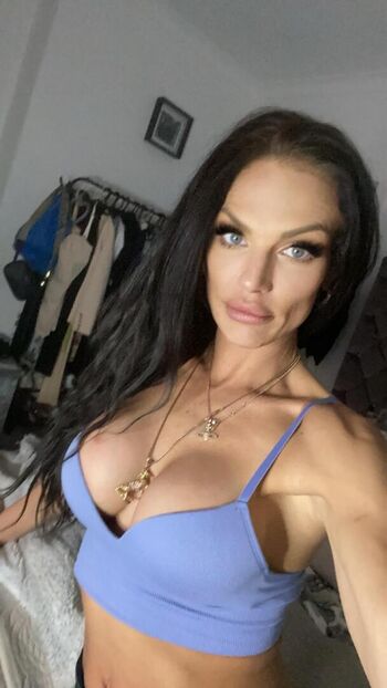 Sophia lee image