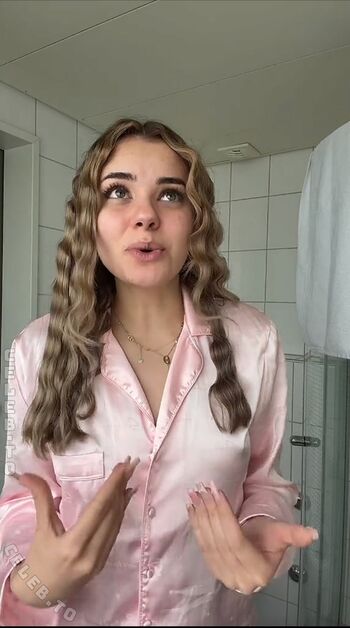 Sophia_xs