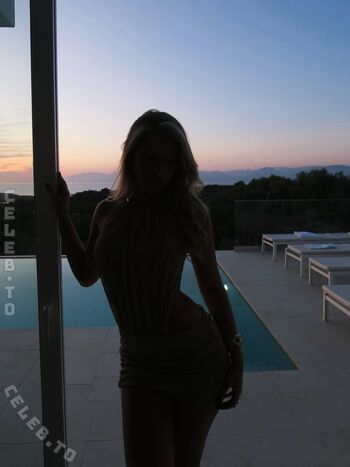 Sophie schnur image