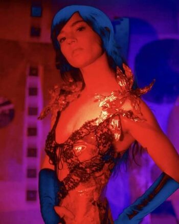 Sophie thatcher page 3 image