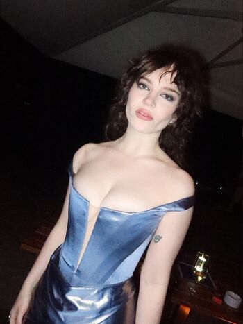 Sophie thatcher image
