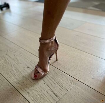 Sophiehotwifeback1 image