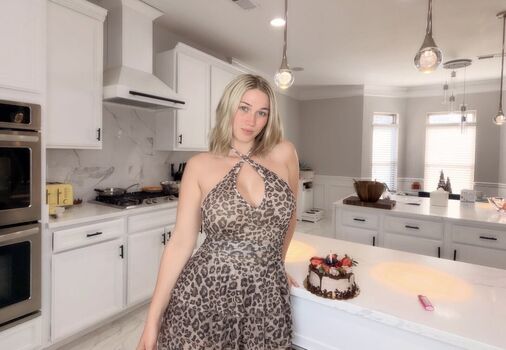 Spencer nicks 1 image