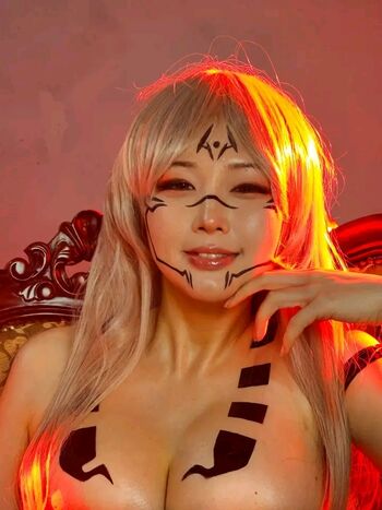 Spiral cats cosplay image