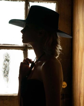 Squidney helen image