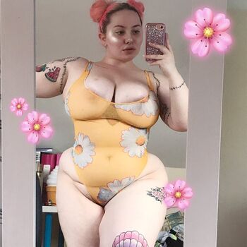 Squishkween image