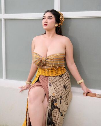 Sri Ayu Tarisa