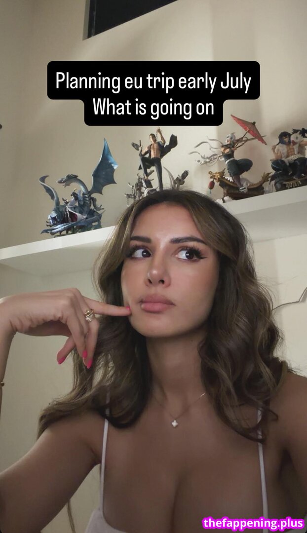 Sssniperwolf Nahá OnlyFans fotografie #111