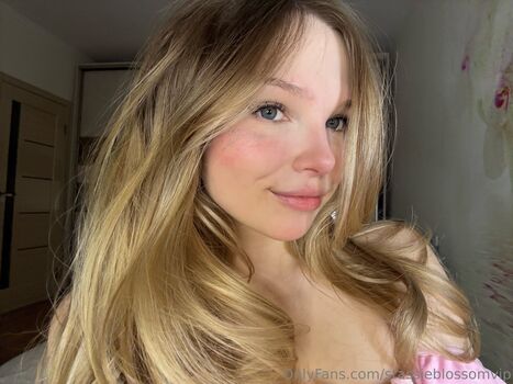 Stassie blossom image