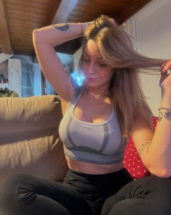 Stefania cerulli image