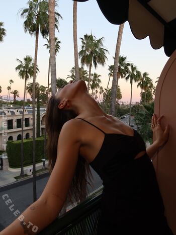 Stefanie giesinger image