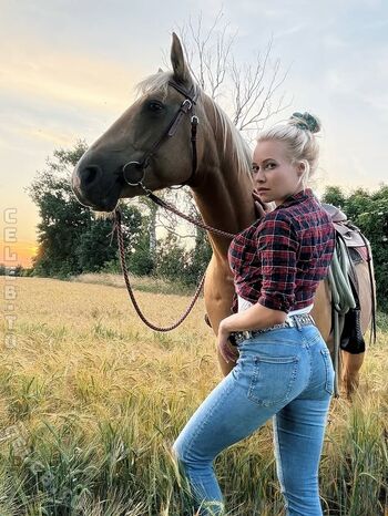 Steffi landerer image