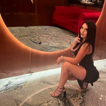 Stephanieesosaa image