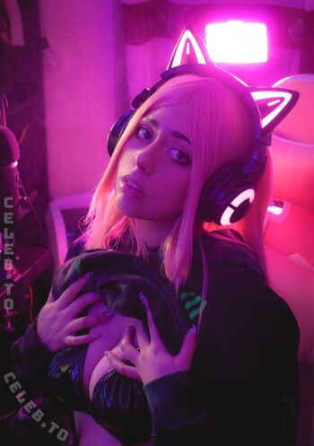 Strelizia666 page 4 image