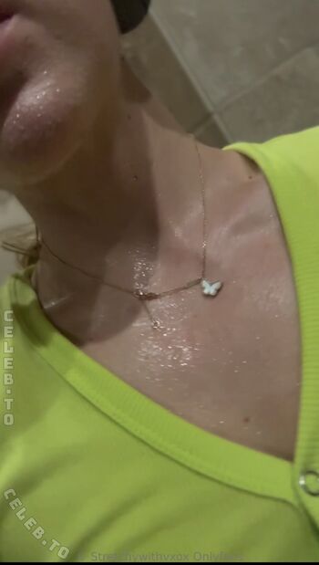 Stretchwithvxox 1 image