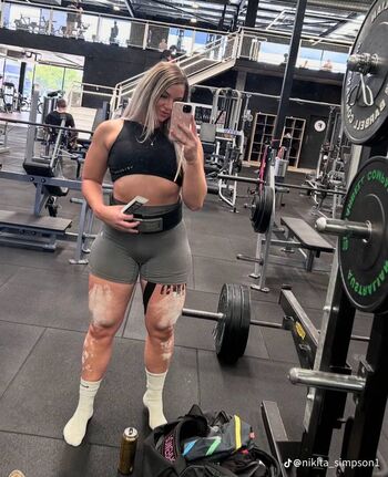 Strong and curvy women image