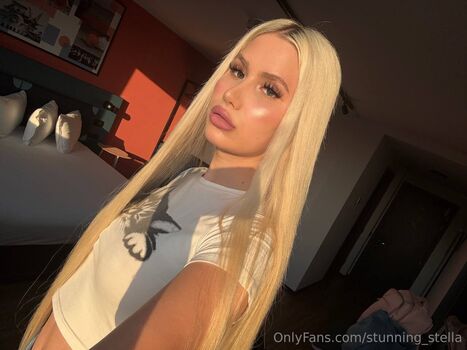 stunning_stella