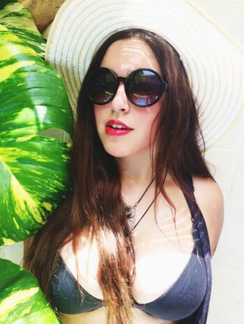 Stylinbyaylin image