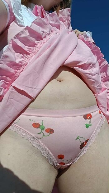 Submissiveplz image