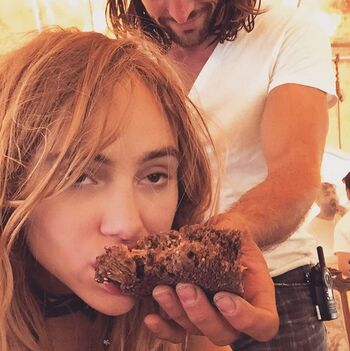 Suki waterhouse 1 page 2 image