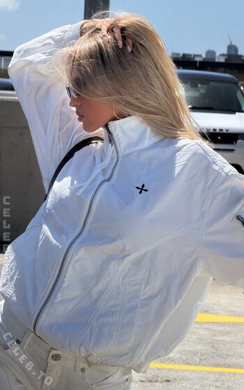 Summer rose hart image