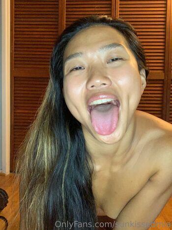 Sunkissedmia 1 image