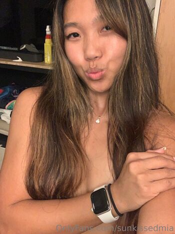 Sunkissedmia 1 image