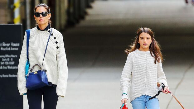 Suri cruise image
