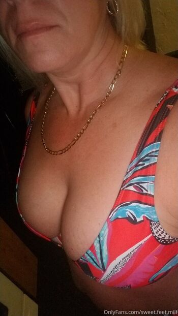 sweet.feet.milf