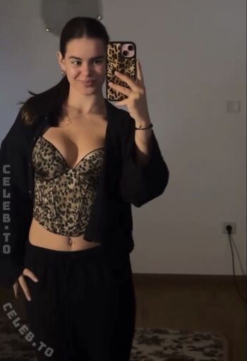 Sweetmaddyhill image