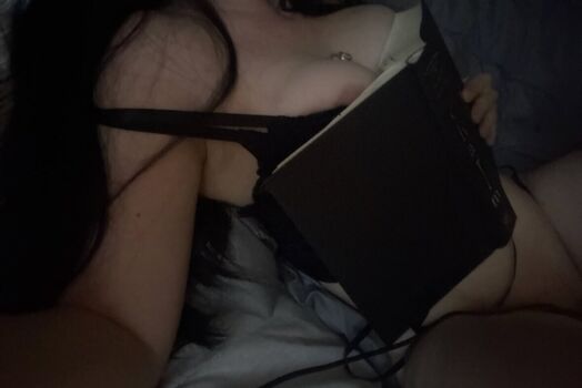 Swoftlena page 2 image