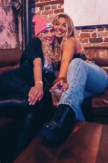 Sydney applegate image