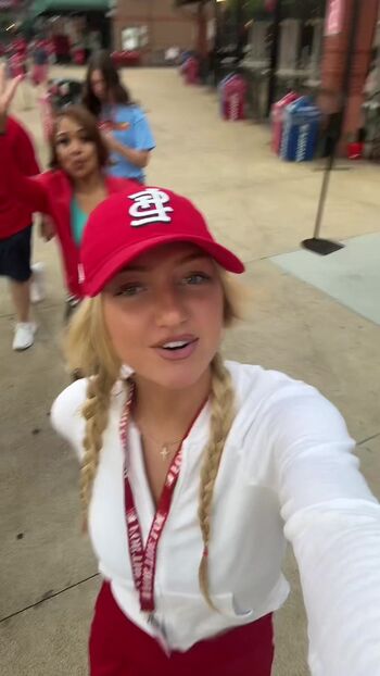 Sydney thomas image
