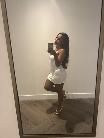 Sydneyjhadei image