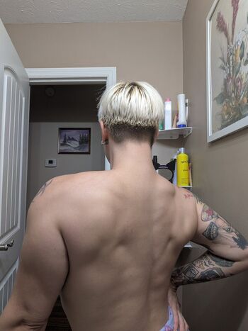 Synthetika lynn image