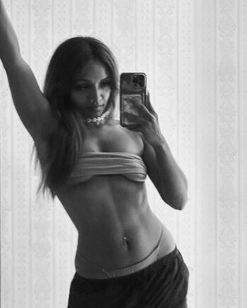 T arshini page 2 image