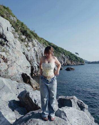 T thiwaaa page 2 image