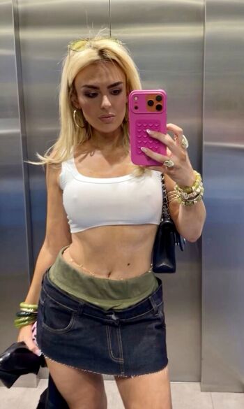 Tallia storm page 2 image