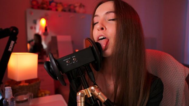 Tangerin page 2 image