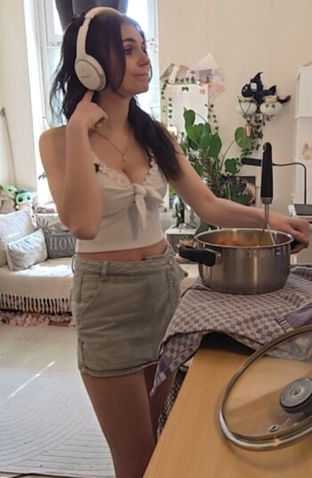 Tania derveaux image